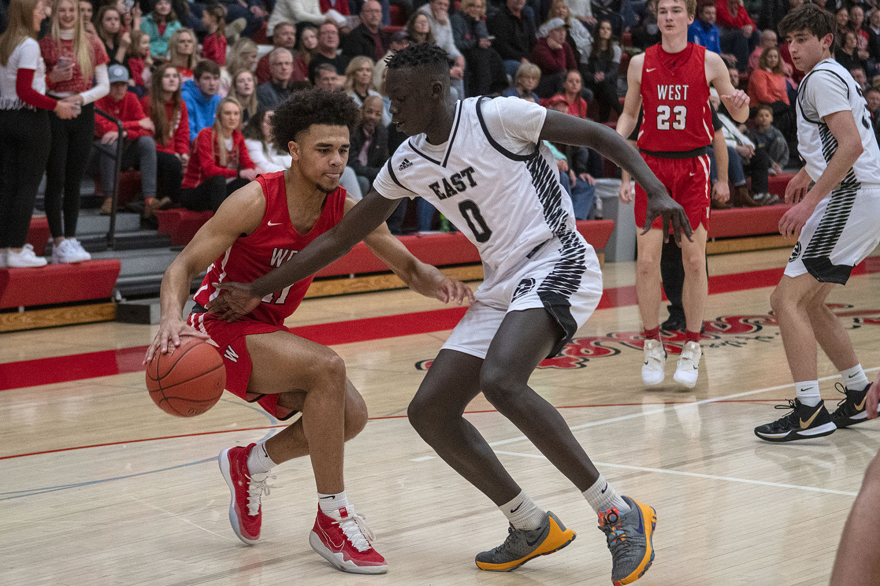East vs West BBball 4